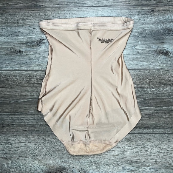 Bali High Waisted Shapewear Nude M | Bali High Waisted Control Underwear Nude M - Picture 10 of 14